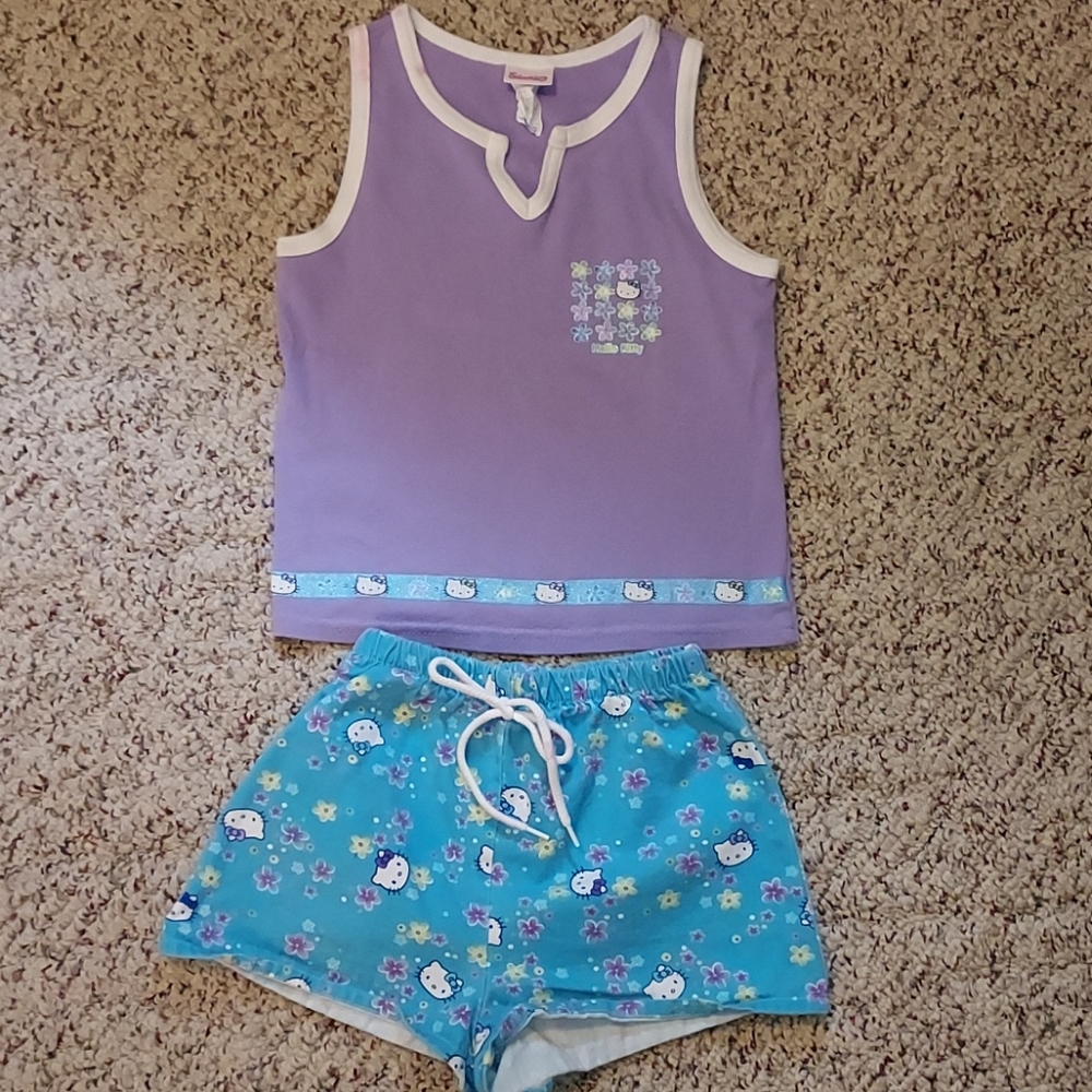 Sanrio Hello Kitty set size 6x/7